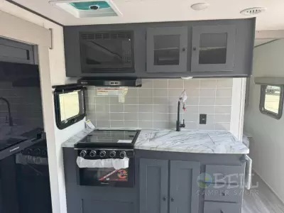 New 2026 Coachmen RV Apex Ultra-Lite 242BARV — photo 17