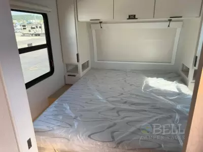 New 2026 Winnebago Thrive 25RLS — photo 6