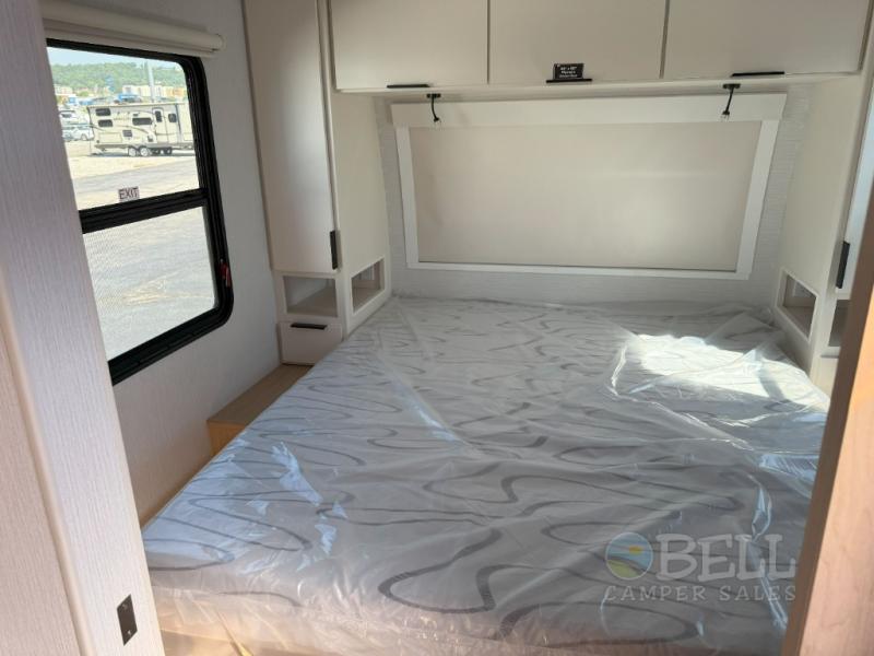 New 2026 Winnebago Thrive 25RLS
