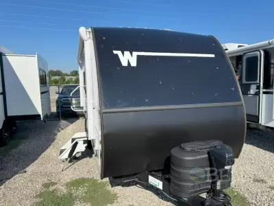 New 2026 Winnebago Micro Minnie 2108DS — photo 3