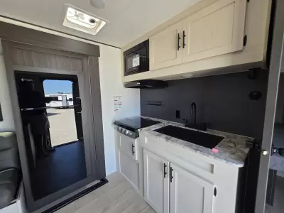 New 2027 Coachmen RV Shasta Oasis 525RS B2 — photo 16