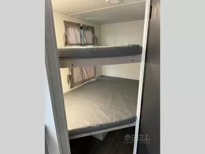 New 2025 Shasta RVs i-5 Edition 525BHS — photo 12