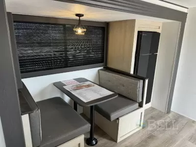 New 2025 Shasta RVs i-5 Edition 525BHS — photo 7