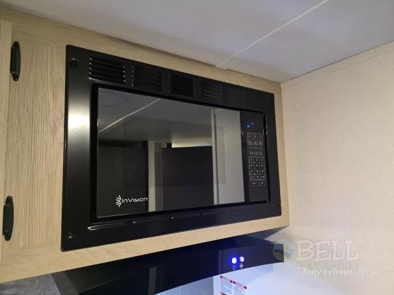2025 Shasta RVs 525BHS Travel Trailer for sale at Bell Camper Sales in Bartlesville, OK
