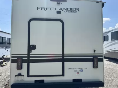 Used 2021 Coachmen RV Freelander 22XG — photo 3