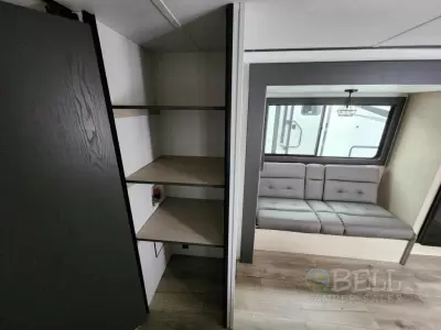 New 2025 Shasta RVs i-5 Edition 526RBS — photo 7