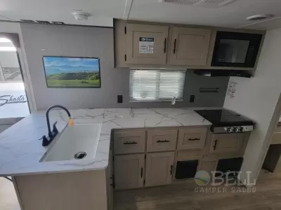 New 2025 Shasta RVs i-5 Edition 526RBS — photo 17
